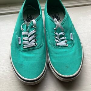 Vans Teal Canvas Sneakers with White Laces sz 10